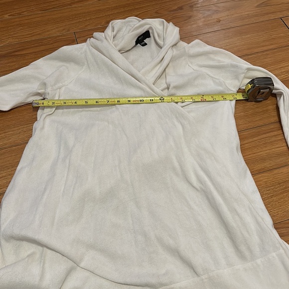 Mossimo Cardigan - Picture 3 of 6